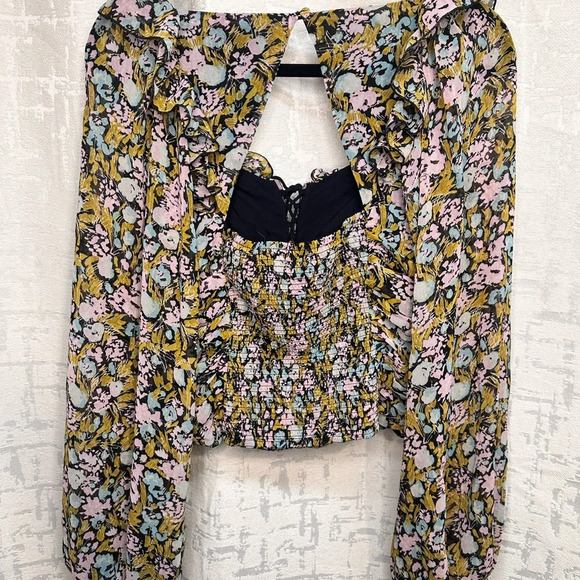 Free People Sz S Mabel Floral Printed Boho Ruched Tie Front Smocked Back Top - Picture 6 of 7